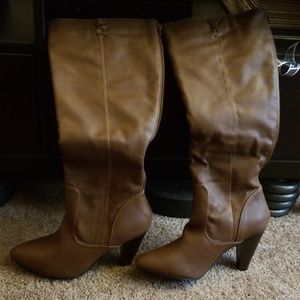 Brown calf boots